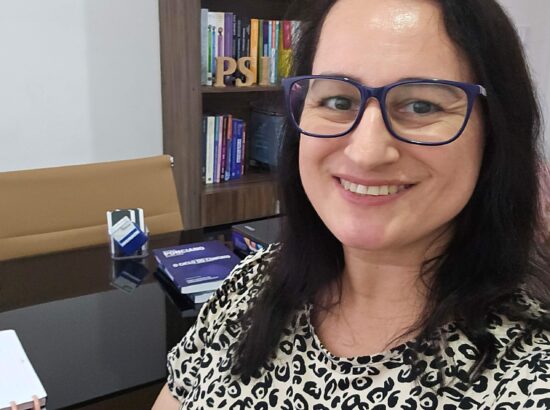 Cristiane Avilla 