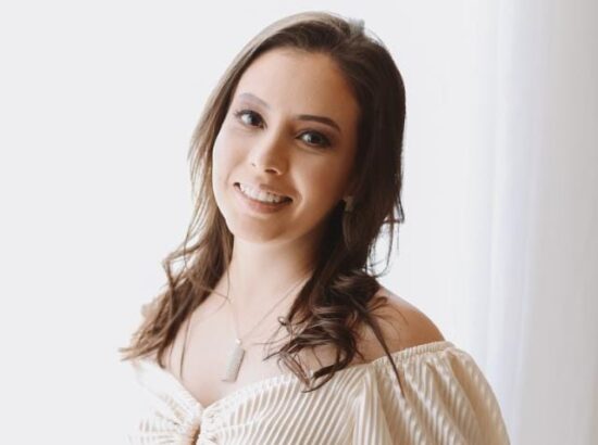 Daniela Maria de Oliveira 